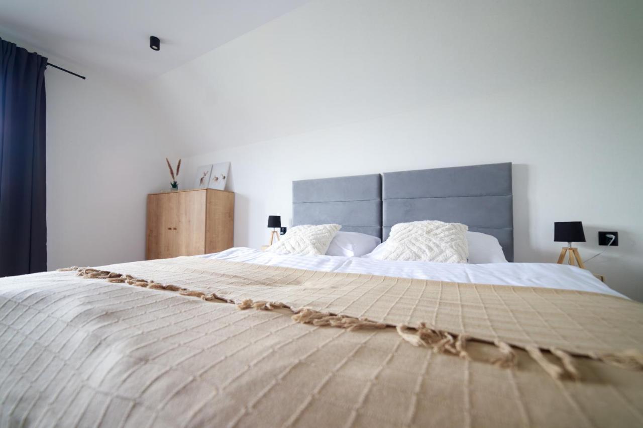 Hill House Apartamenty Bialka Tatrzanska Exteriör bild