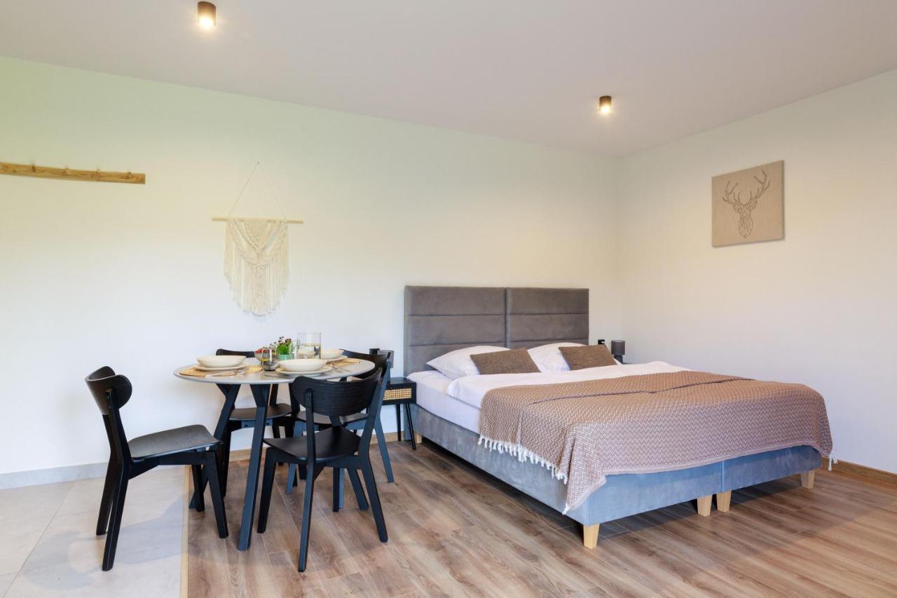 Hill House Apartamenty Bialka Tatrzanska Exteriör bild
