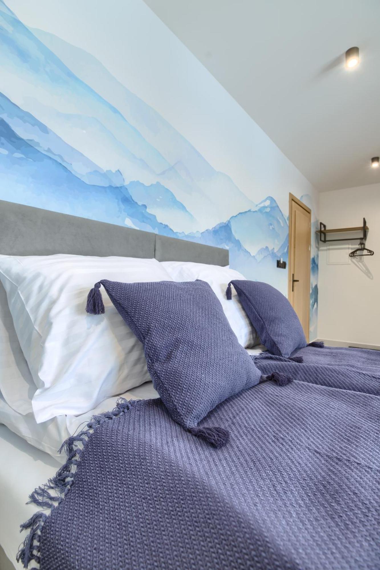 Hill House Apartamenty Bialka Tatrzanska Rum bild